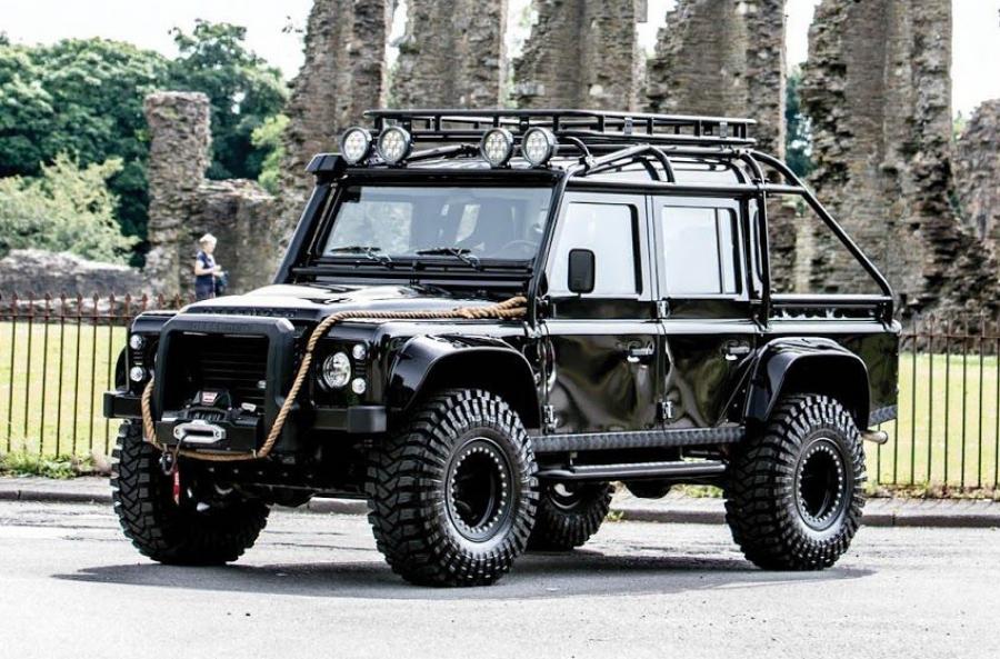 Land Rover Defender 110 James Bond Villain '2017